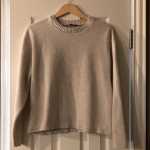 Zara crewneck sweater 🍁